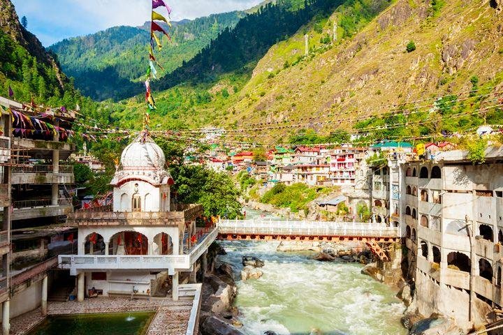 Local Manali, Manikaran